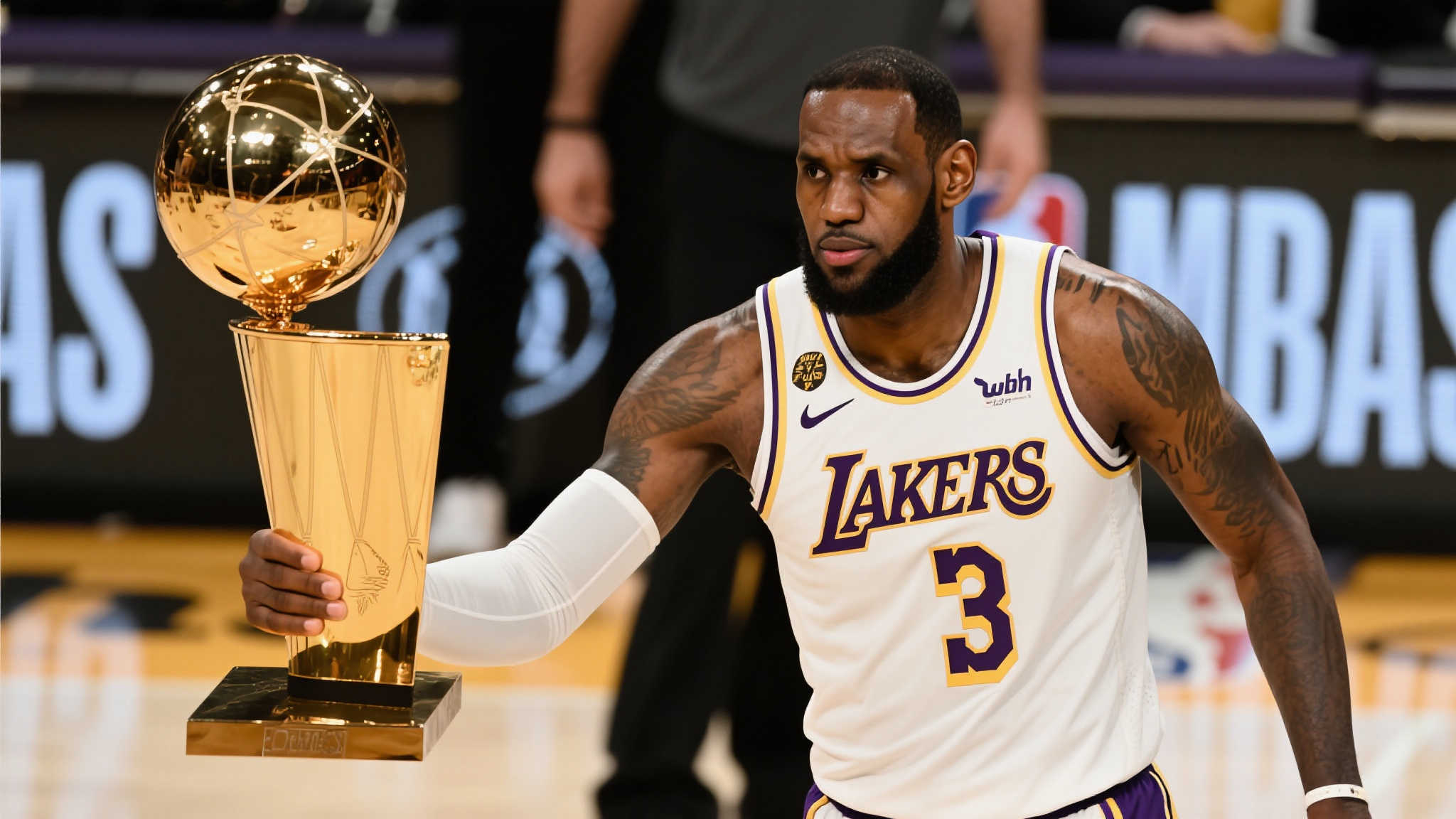 地赛事的巅 地赛事的巅